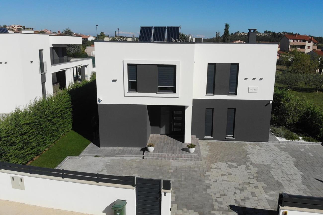 Villa Ula In Pula With Heated Pool And Sauna Экстерьер фото