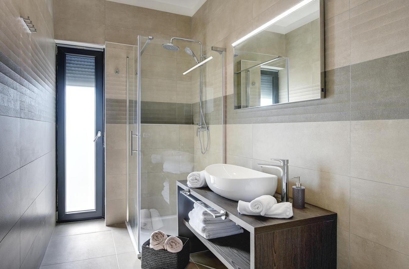 Villa Ula In Pula With Heated Pool And Sauna Экстерьер фото