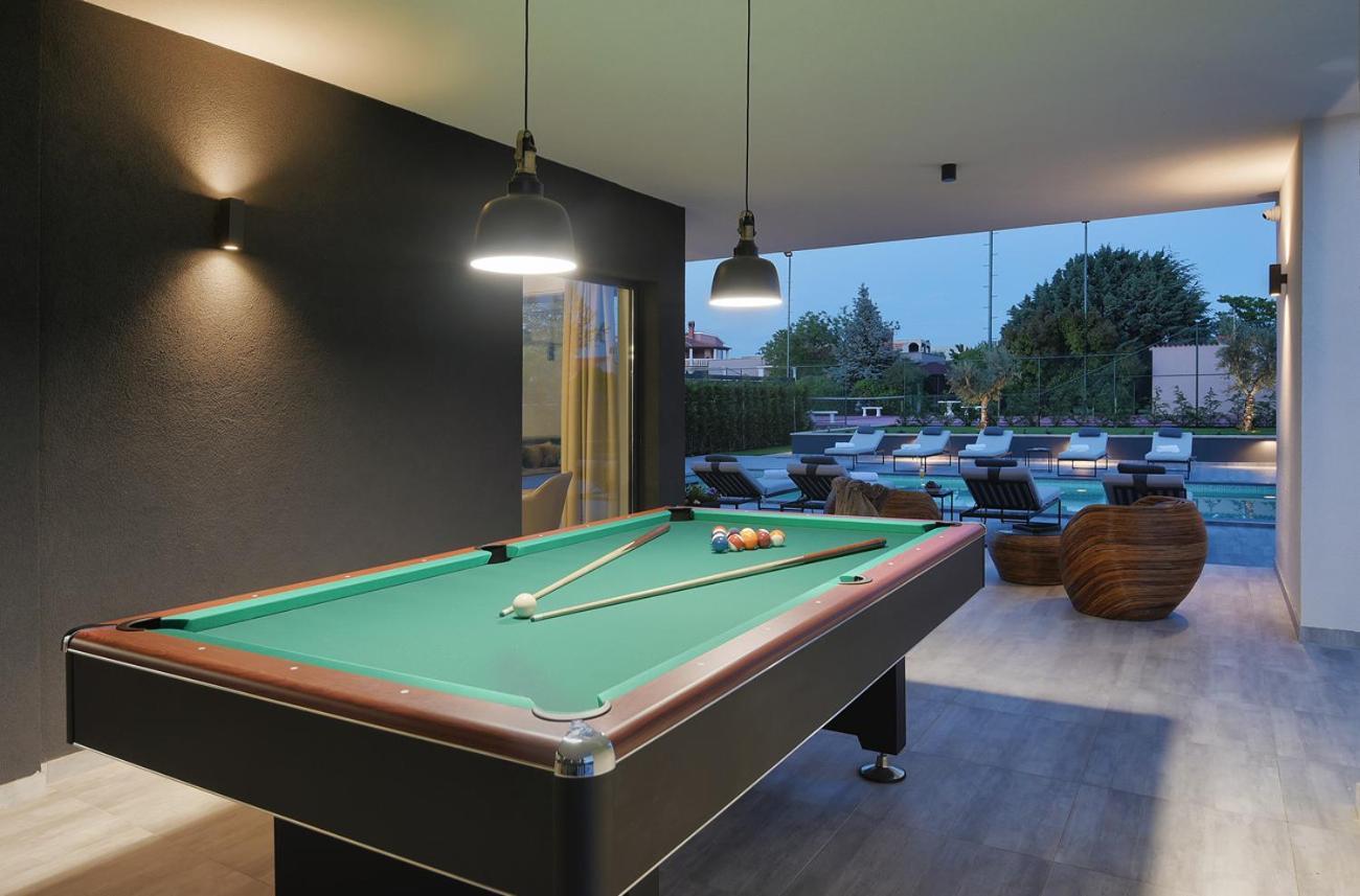 Villa Ula In Pula With Heated Pool And Sauna Экстерьер фото